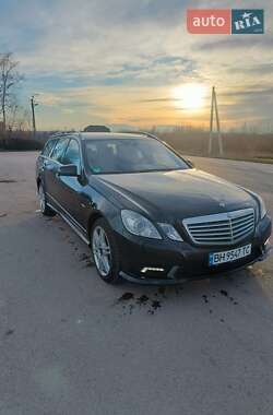 Універсал Mercedes-Benz E-Class 2010 в Городенці