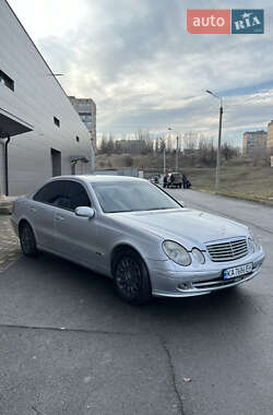 Седан Mercedes-Benz E-Class 2002 в Кривому Розі