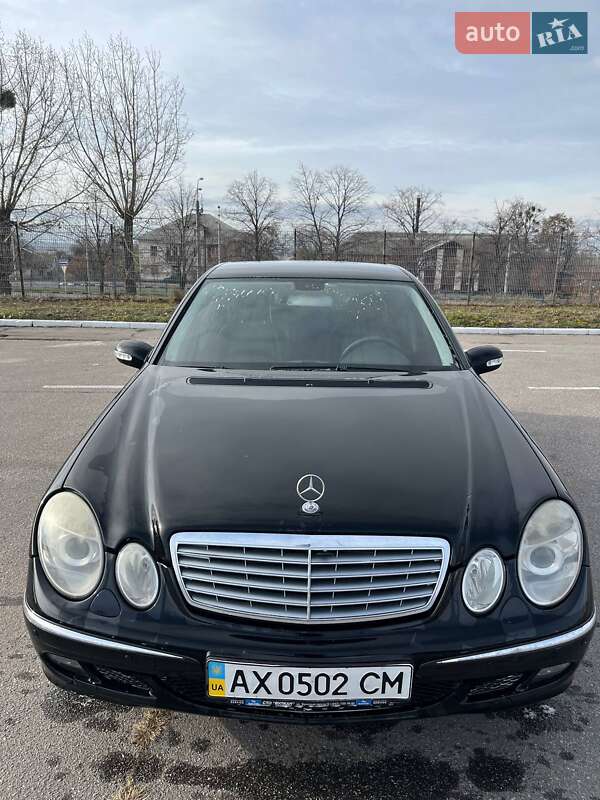 Mercedes-Benz E-Class 2005