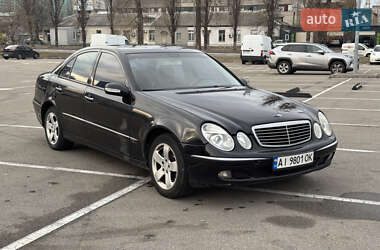 Седан Mercedes-Benz E-Class 2003 в Киеве