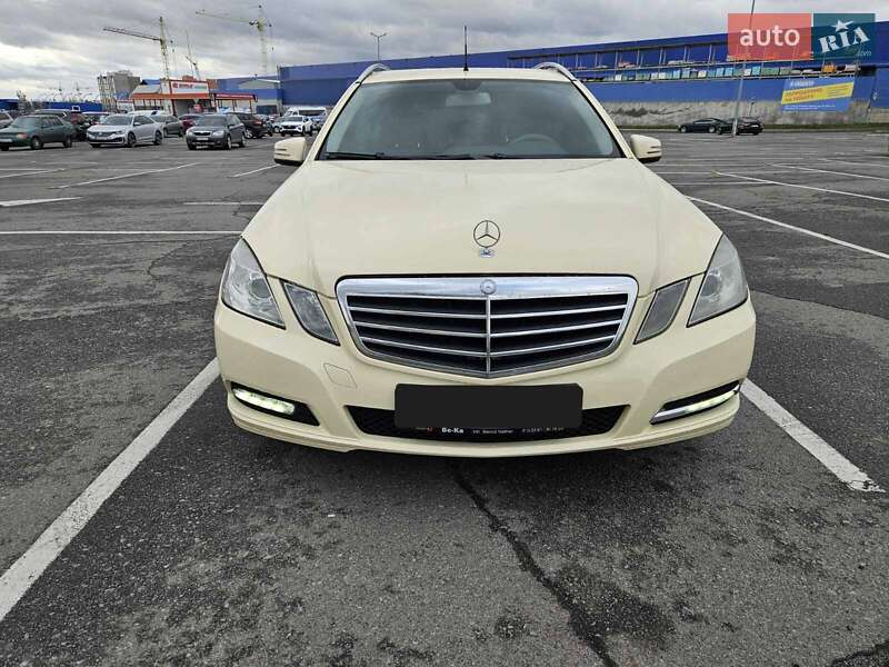 Универсал Mercedes-Benz E-Class 2013 в Виннице