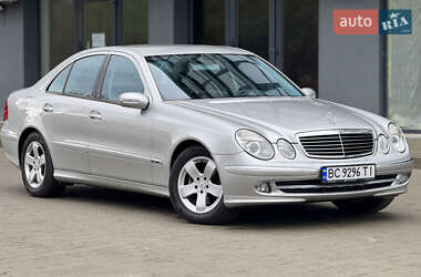 Седан Mercedes-Benz E-Class 2004 в Новояворовске