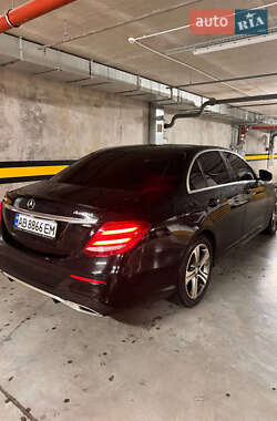 Седан Mercedes-Benz E-Class 2016 в 