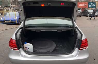 Седан Mercedes-Benz E-Class 2013 в 
