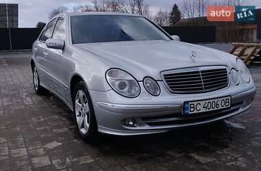 Седан Mercedes-Benz E-Class 2003 в Самборі