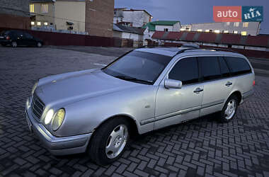 Универсал Mercedes-Benz E-Class 1997 в 