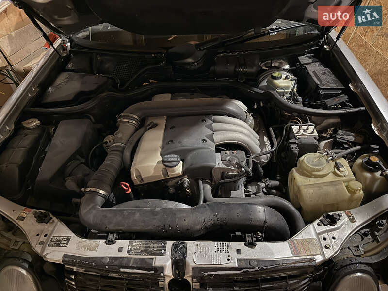 Универсал Mercedes-Benz E-Class 1997 в Самборе