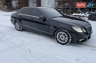 Седан Mercedes-Benz E-Class 2009 в Хмельницькому