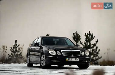 Седан Mercedes-Benz E-Class 2008 в Луцке