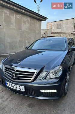 Седан Mercedes-Benz E-Class 2011 в Києві