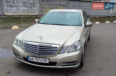 Седан Mercedes-Benz E-Class 2011 в 