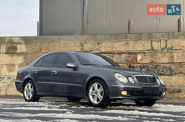 Седан Mercedes-Benz E-Class 2006 в Тернополі