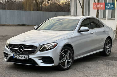 Седан Mercedes-Benz E-Class 2017 в 