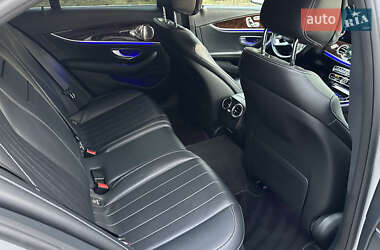 Седан Mercedes-Benz E-Class 2017 в 