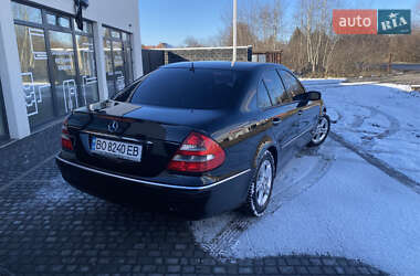 Седан Mercedes-Benz E-Class 2005 в Ужгороді