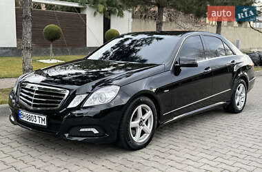 Седан Mercedes-Benz E-Class 2009 в Одессе