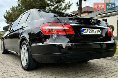 Седан Mercedes-Benz E-Class 2009 в Одессе