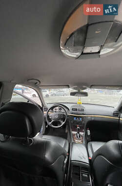 Седан Mercedes-Benz E-Class 2004 в 