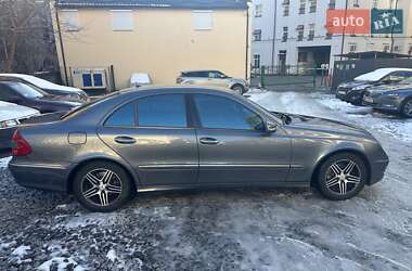 Седан Mercedes-Benz E-Class 2008 в Львові