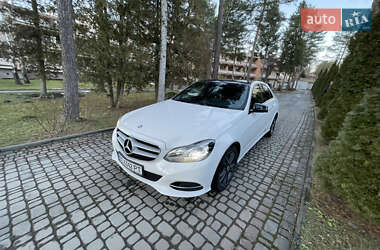 Седан Mercedes-Benz E-Class 2013 в Бориславе