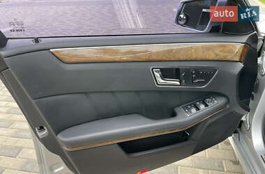 Седан Mercedes-Benz E-Class 2011 в 