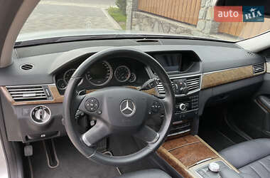 Седан Mercedes-Benz E-Class 2011 в 