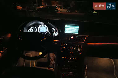 Седан Mercedes-Benz E-Class 2011 в 
