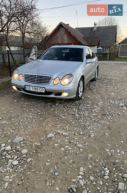 Седан Mercedes-Benz E-Class 2003 в Берегомету