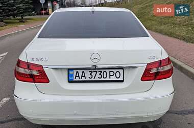 Седан Mercedes-Benz E-Class 2011 в Києві