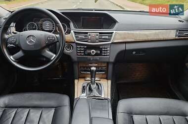 Седан Mercedes-Benz E-Class 2011 в Києві