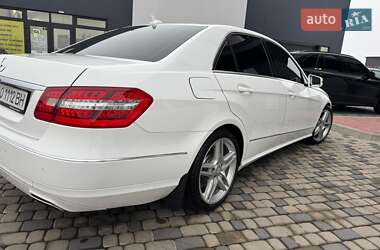 Седан Mercedes-Benz E-Class 2012 в Мукачевому