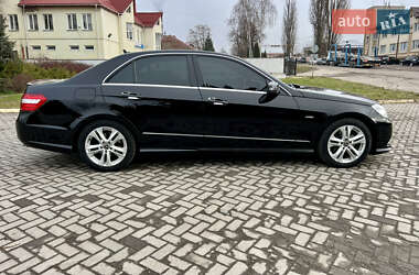 Седан Mercedes-Benz E-Class 2012 в Рівному