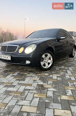 Седан Mercedes-Benz E-Class 2003 в Вінниці