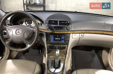 Седан Mercedes-Benz E-Class 2006 в 
