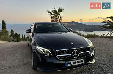 Седан Mercedes-Benz E-Class 2016 в 