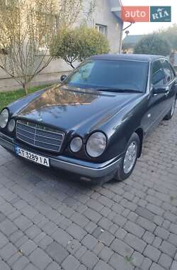 Седан Mercedes-Benz E-Class 1997 в Коломиї