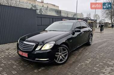 Седан Mercedes-Benz E-Class 2011 в Миргороді