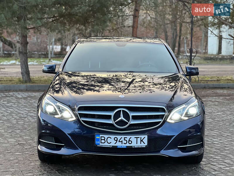 Седан Mercedes-Benz E-Class 2015 в Самборі