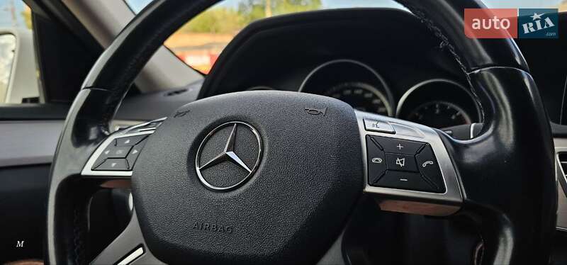 Универсал Mercedes-Benz E-Class 2013 в Житомире