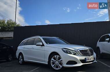 Универсал Mercedes-Benz E-Class 2013 в Житомире