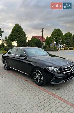 Седан Mercedes-Benz E-Class 2019 в Ужгороді