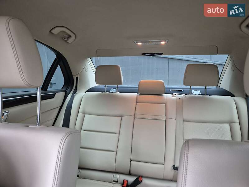 Седан Mercedes-Benz E-Class 2009 в Киеве