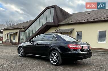 Седан Mercedes-Benz E-Class 2012 в Городенке