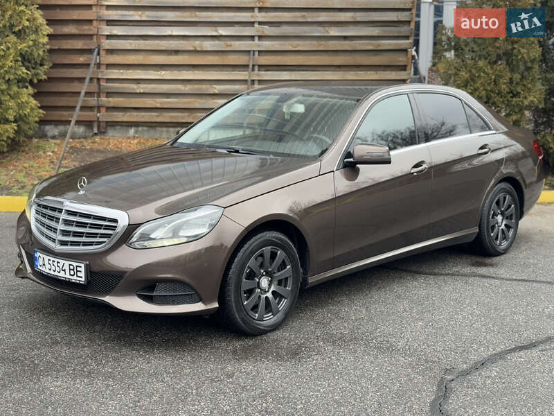 Седан Mercedes-Benz E-Class 2014 в Киеве