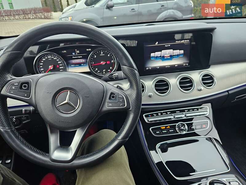 Универсал Mercedes-Benz E-Class 2016 в Житомире