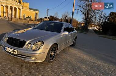 Седан Mercedes-Benz E-Class 2003 в Болграді