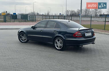 Седан Mercedes-Benz E-Class 2003 в 