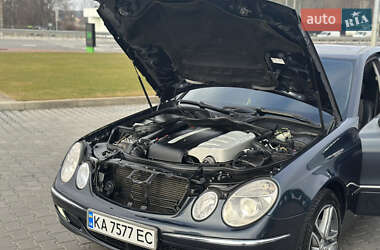 Седан Mercedes-Benz E-Class 2003 в 
