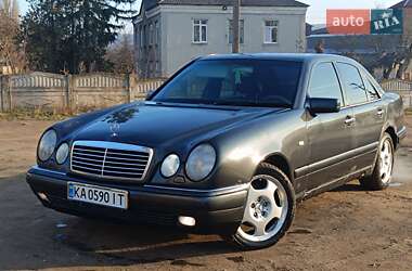 Седан Mercedes-Benz E-Class 1997 в Могилев-Подольске