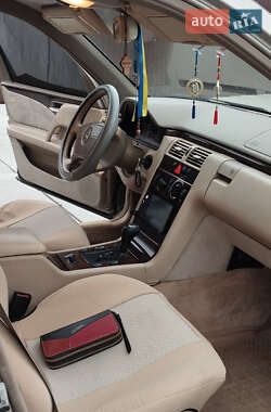 Седан Mercedes-Benz E-Class 1997 в 